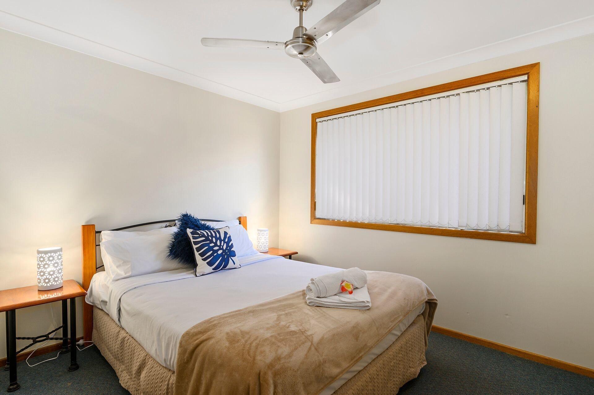 Dolphin Sands Holiday Cabins คอฟฟ์ฮาร์เบอร์ ภายนอก รูปภาพ