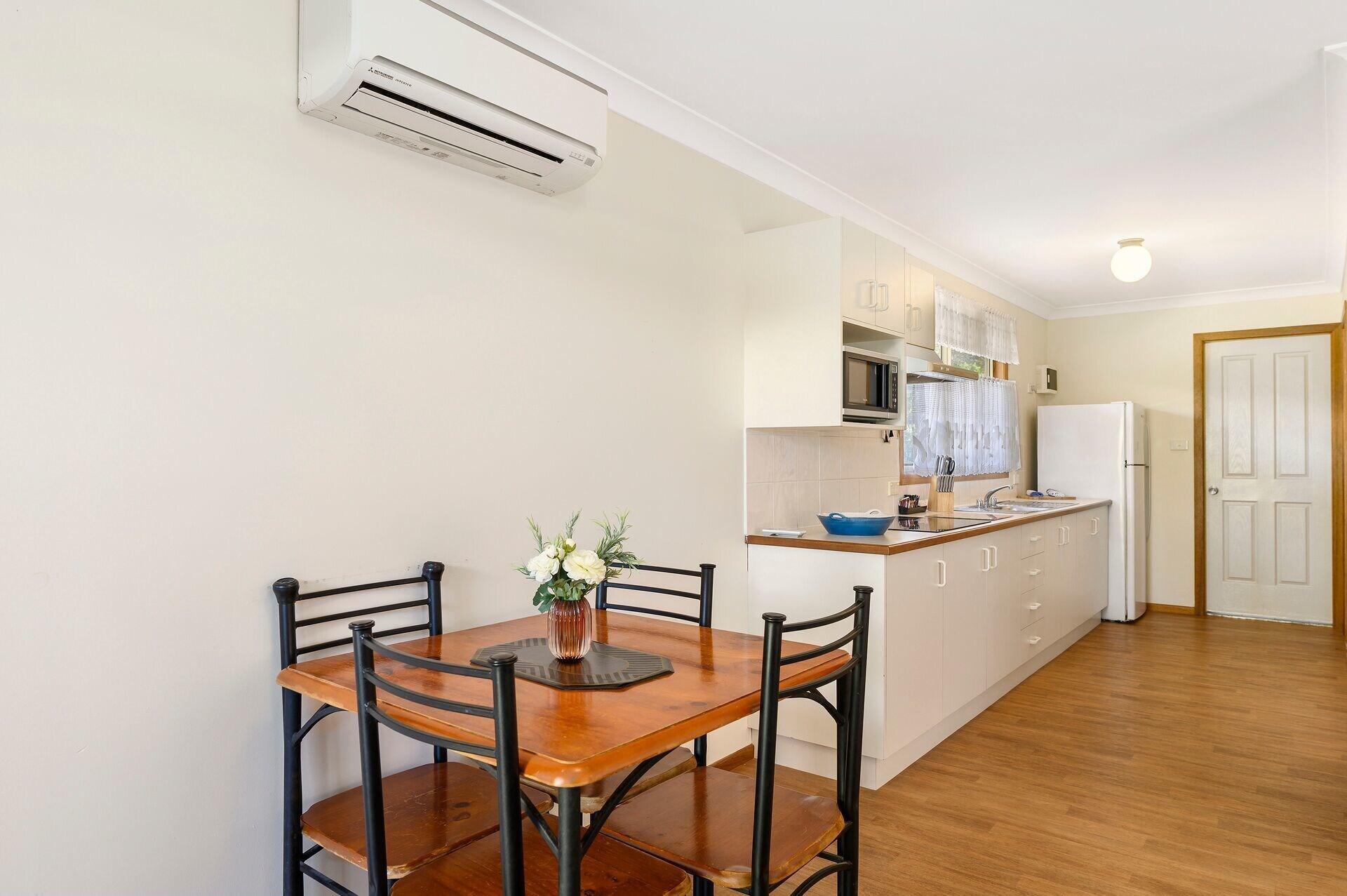 Dolphin Sands Holiday Cabins คอฟฟ์ฮาร์เบอร์ ภายนอก รูปภาพ